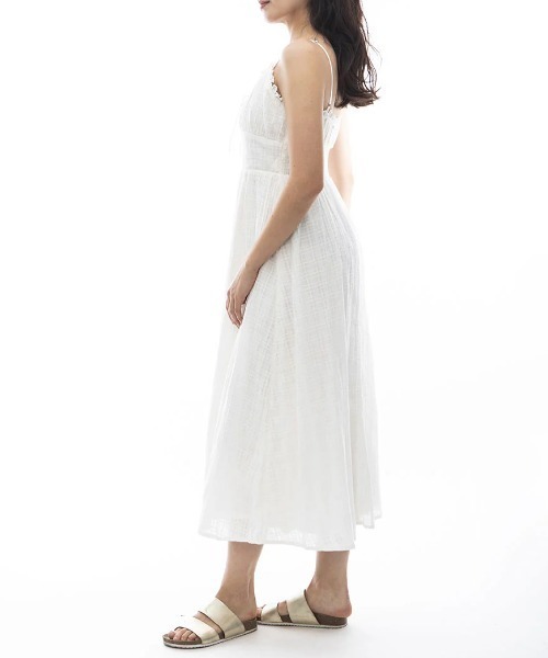 BILLABONG(ビラボン)の「【BILLABONG/ビラボン】24SS RETTY PERFECT/コットンガーゼマキシワンピース(ワンピース・レディース・ホワイト・SMALL)」の7枚目の写真