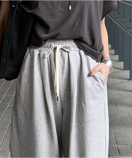 JOURNAL STANDARD(ジャーナルスタンダード)の「《追加2》サマー裏毛イージーワイドパンツ(スウェットパンツ・レディース・チャコールグレー/ブラック・FREE)」の14枚目の写真