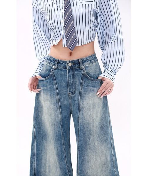 B'day（ビーデイ）の「【 B'day / ビーデー 】バルーンワイドデニムパンツ（デニムパンツ・レディース・ブルー・SMALL/MEDIUM/X-LARGE/LARGE）」の2枚目の写真