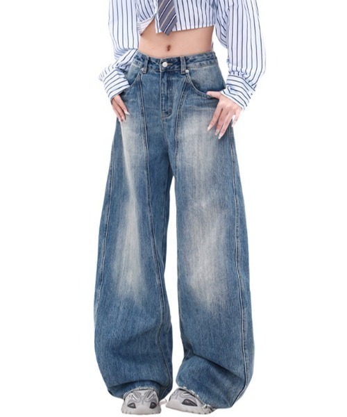 B'day（ビーデイ）の「【 B'day / ビーデー 】バルーンワイドデニムパンツ（デニムパンツ・レディース・ブルー・SMALL/MEDIUM/X-LARGE/LARGE）」の7枚目の写真