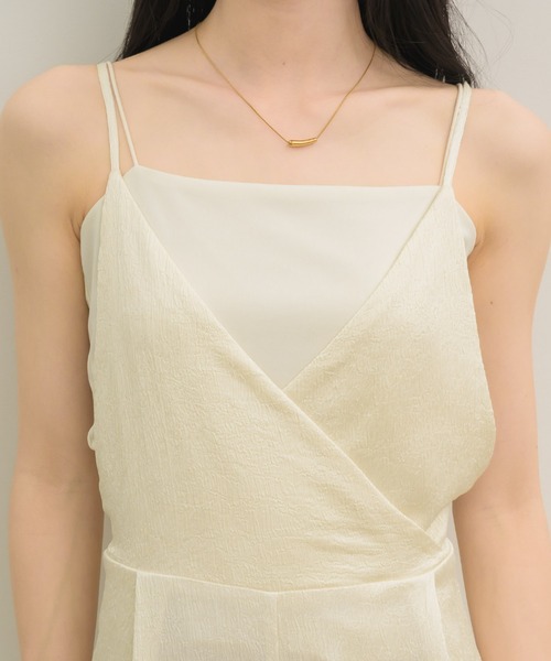 NEUNA（ヌナ）の「カシュクールサテンサロペット（サロペット/オーバーオール・レディース・アイボリー/ミント/ブラック・FREE）」の10枚目の写真