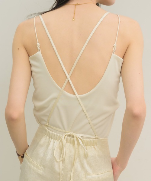 NEUNA（ヌナ）の「カシュクールサテンサロペット（サロペット/オーバーオール・レディース・アイボリー/ミント/ブラック・FREE）」の4枚目の写真