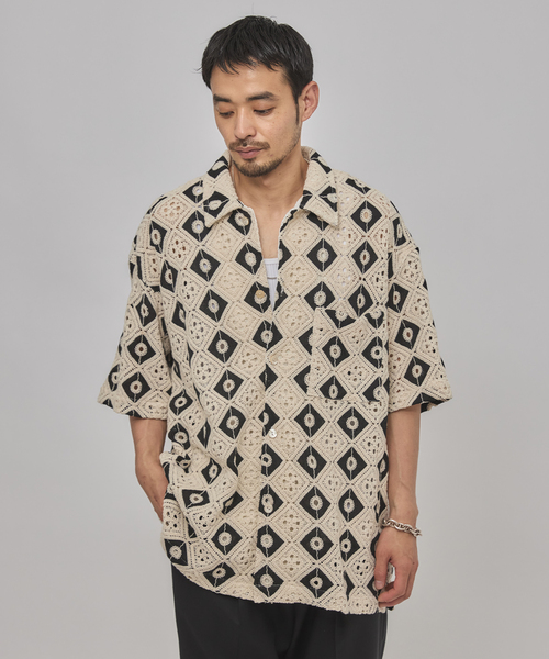 EDIFICE（エディフィス）の「クロシェ オープンカラー ショートスリーブ シャツ（シャツ/ブラウス・メンズ・ブラック/サックスブルー・SMALL/MEDIUM/LARGE）」の19枚目の写真