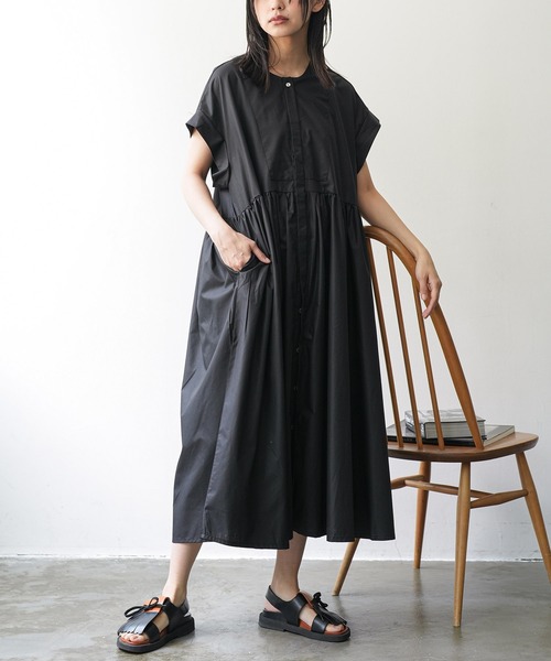 mili an deni(ミリアンデニ)の「半袖前開きワンピース(ワンピース・レディース・チャコールグレー/ブラック/ダークブルー・M)」の2枚目の写真