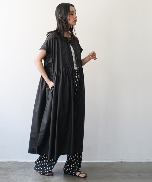 mili an deni(ミリアンデニ)の「半袖前開きワンピース(ワンピース・レディース・チャコールグレー/ブラック/ダークブルー・M)」の7枚目の写真