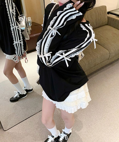 Asterellivi(アステレリビ)の「レース サイドライン リボン カットソー(Tシャツ/カットソー・レディース・ブラック/ネイビー・FREE)」の5枚目の写真