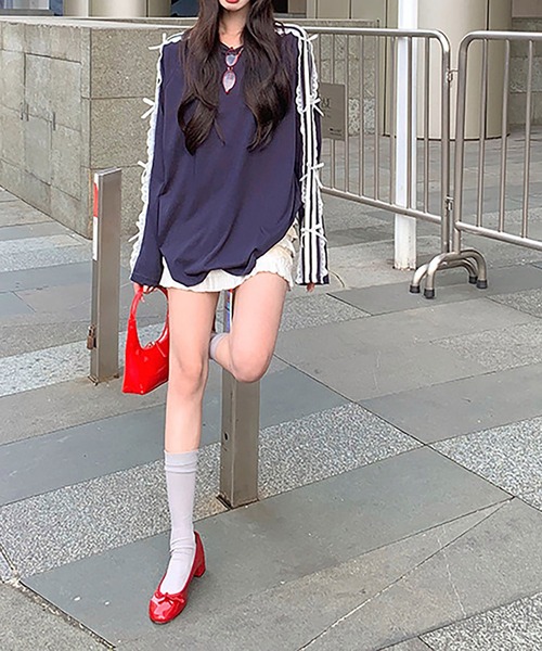 Asterellivi(アステレリビ)の「レース サイドライン リボン カットソー(Tシャツ/カットソー・レディース・ブラック/ネイビー・FREE)」の11枚目の写真