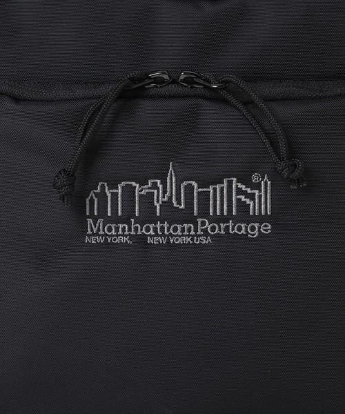 Manhattan Portage(マンハッタンポーテージ)の「BED-STUY SHOULDER BAG(LG) 420D WATERPROOF(ショルダーバッグ・メンズ・ブラック/ブルー・LARGE)」の4枚目の写真