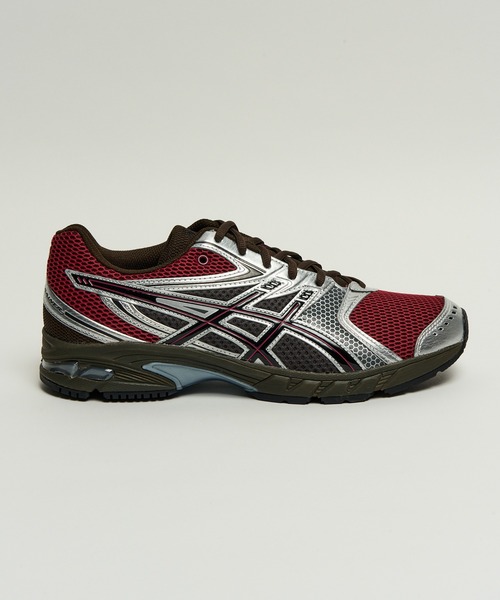 ASICS(アシックス)の「【ASICS】GEL-DS TRAINER 14(スニーカー・メンズ・バーガンディー/グレー・22.5cm/27.5/26.5/25.5/25/28cm/27cm/26cm/24.5cm/24cm/23.5cm/23cm)」の3枚目の写真