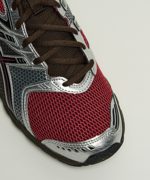 ASICS(アシックス)の「【ASICS】GEL-DS TRAINER 14(スニーカー・メンズ・バーガンディー/グレー・22.5cm/27.5/26.5/25.5/25/28cm/27cm/26cm/24.5cm/24cm/23.5cm/23cm)」の5枚目の写真