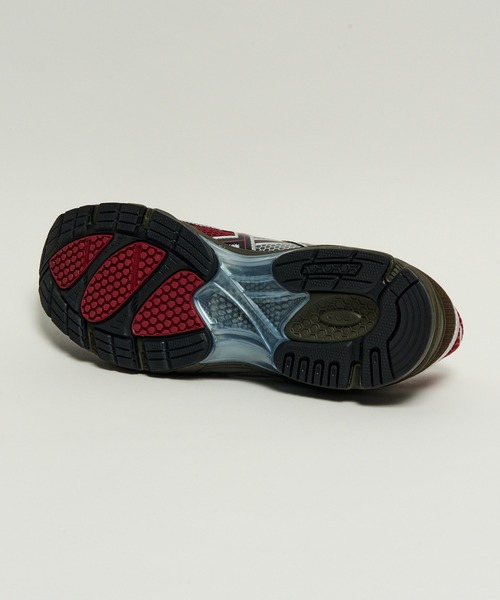 ASICS(アシックス)の「【ASICS】GEL-DS TRAINER 14(スニーカー・メンズ・バーガンディー/グレー・22.5cm/27.5/26.5/25.5/25/28cm/27cm/26cm/24.5cm/24cm/23.5cm/23cm)」の9枚目の写真