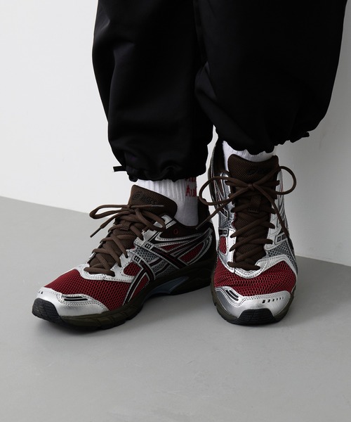 ASICS(アシックス)の「【ASICS】GEL-DS TRAINER 14(スニーカー・メンズ・バーガンディー/グレー・22.5cm/27.5/26.5/25.5/25/28cm/27cm/26cm/24.5cm/24cm/23.5cm/23cm)」の15枚目の写真