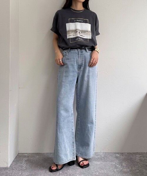 fredy emue（フレディエミュ）の「シルケットBEACH PHOTO Tシャツ（Tシャツ/カットソー・レディース・オフホワイト/チャコールグレー・38）」の19枚目の写真