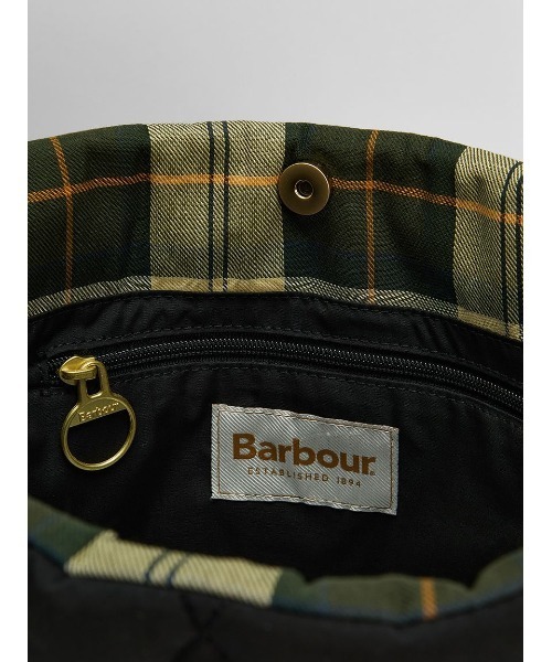 Barbour（バブアー）の「Mariahキルティングトートバッグ（トートバッグ・レディース・オリーブ/ブラック・ONE SIZE）」の15枚目の写真