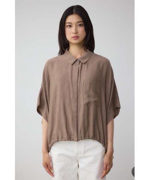 AZUL by moussy(アズールバイマウジー)の「C/T冷感 裾ドロストドルマンルーズシャツ(シャツ/ブラウス・レディース・ブラック/オフホワイト/ブラウン・SMALL/MEDIUM)」の6枚目の写真