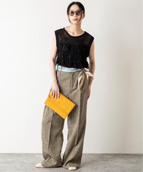 MILLION CARATS（ミリオンカラッツ）の「綿タッチ×フリンジで魅せる！涼感と品格を兼ね備えたビスチェ風サマーニット。動きのあるフリンジと透け編みデザインで、トレンド感も大人の抜け感も手に入る、上品カジュアルな主役トップス。（Tシャツ/カットソー・レディース・オフホワイト/ブラック・FREE）」の18枚目の写真