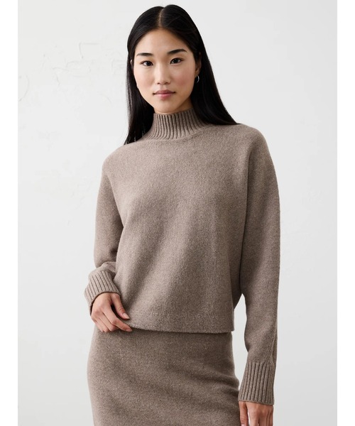 BANANA REPUBLIC FACTORY STOREオーバーサイズ モックネック クロップドセーター