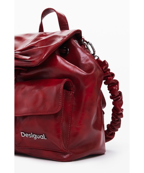 Desigual(デシグアル)の「リボンディテール小型レザーバックパック ガーリー レッド(バックパック/リュック・レディース・レッド・FREE)」の8枚目の写真
