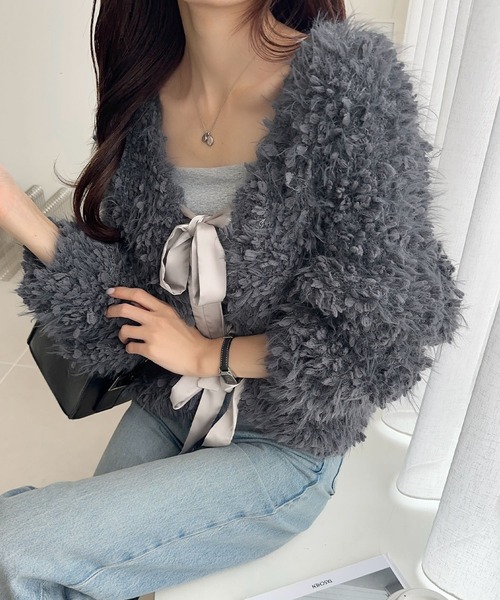 mily bilet(ミウィビレット)の「【mily bilet】新感覚の着心地、前後2WAYデザインのキラモコカーディガン(カーディガン/ボレロ・レディース・ライトグレー/チャコールグレー/アイボリー・LARGE/MEDIUM/SMALL/X-LARGE)」の6枚目の写真