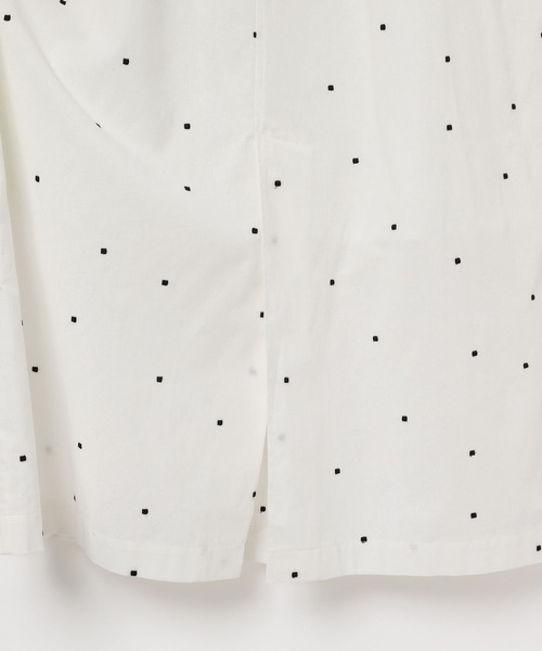 BAYFLOW（ベイフロー）の「ドット刺繍キャミワンピース（ワンピース・レディース・ブラック/ホワイト・FREE）」の6枚目の写真