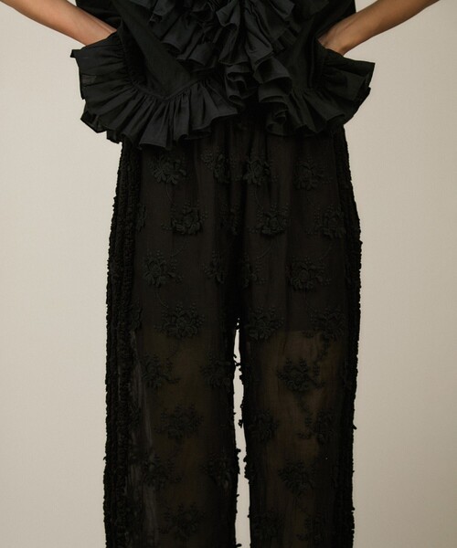 crinkle crinkle crinkle（クリンクルクリンクルクリンクル）の「【crinkle crinkle crinkle】別注3D刺繍サイドフリルパンツ（その他パンツ・レディース・ホワイト/ブラック・FREE）」の21枚目の写真