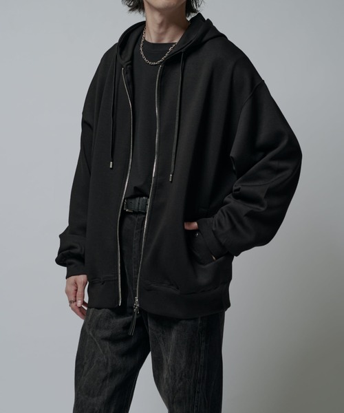 Lui's（ルイス）の「シルキーポンチZIPフーディ（パーカー・メンズ・チャコールグレー/ブラック・M/S）」の6枚目の写真