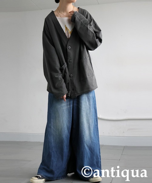 antiqua（アンティカ）の「Vネックカーディガン（カーディガン/ボレロ・レディース・スミクロ/ブラック・ONESIZE）」の12枚目の写真