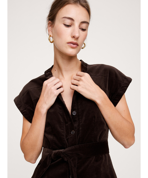 Banana Republic(バナナリパブリック)の「コーデュロイ ミディ シャツドレス(ワンピース・レディース・ダークブラウン/ネイビー・L/XS/S/M)」の7枚目の写真