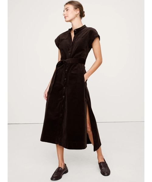 Banana Republic(バナナリパブリック)の「コーデュロイ ミディ シャツドレス(ワンピース・レディース・ダークブラウン/ネイビー・L/XS/S/M)」の2枚目の写真