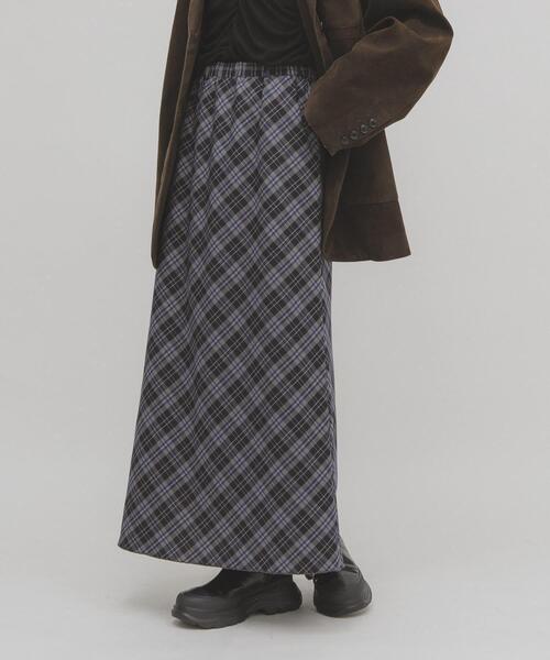 KBF(ケイビーエフ)の「チェックナロースカート(スカート・レディース・レッド系その他/ブルー系その他/ブラウン系その他/ネイビー・ONE)」の3枚目の写真