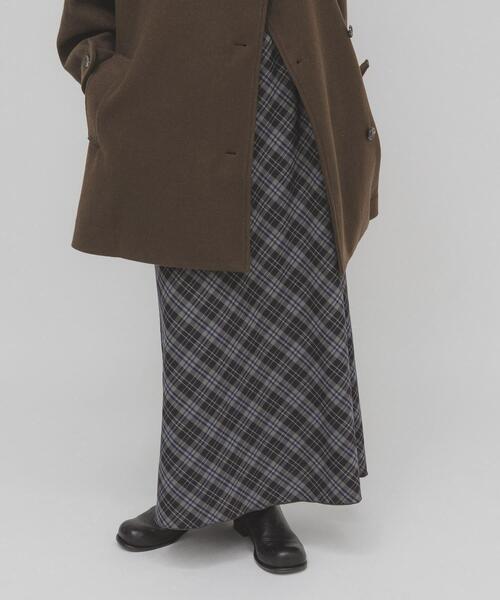 KBF(ケイビーエフ)の「チェックナロースカート(スカート・レディース・レッド系その他/ブルー系その他/ブラウン系その他/ネイビー・ONE)」の17枚目の写真