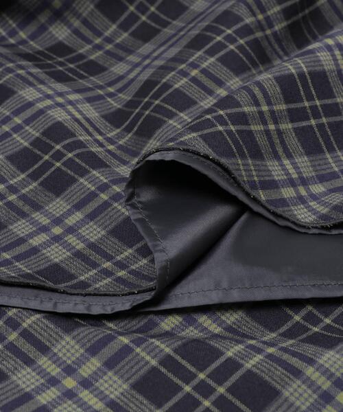 KBF(ケイビーエフ)の「チェックナロースカート(スカート・レディース・レッド系その他/ブルー系その他/ブラウン系その他/ネイビー・ONE)」の7枚目の写真