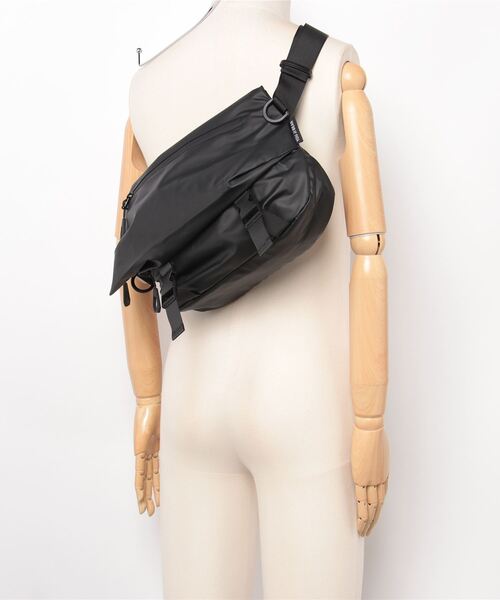 セール】Y2K軽量防水メッセンジャーバッグ（ショルダー／ユニセックス