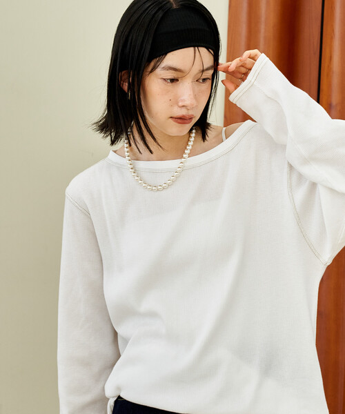 FREAK'S STORE(フリークスストア)の「オフショルダー ワッフルロンT(Tシャツ/カットソー・レディース・チャコールグレー/オフホワイト/グリーン・フリ-)」の8枚目の写真