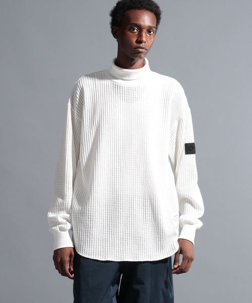 NUMERALS(ヌメラルズ)の「【NUMERALS】サーマルタートル(Tシャツ/カットソー・メンズ・オフホワイト/ブラック/オレンジ/ネイビー・MEDIUM/LARGE)」の14枚目の写真