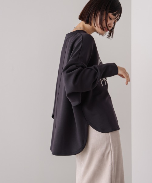 Bou Jeloud(ブージュルード)の「ライトダンボールロゴTシャツ(スウェット・レディース・グレー/チャコールグレー/グレイッシュベージュ・FREE)」の21枚目の写真
