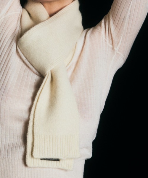 IRIS47(イリスフォーセブン)の「【IRIS 47】cashmere tie stole/カシミア タイ ストール(ストール/ショール・レディース・ホワイト/ライトブルー/ブラック・FREE)」の2枚目の写真