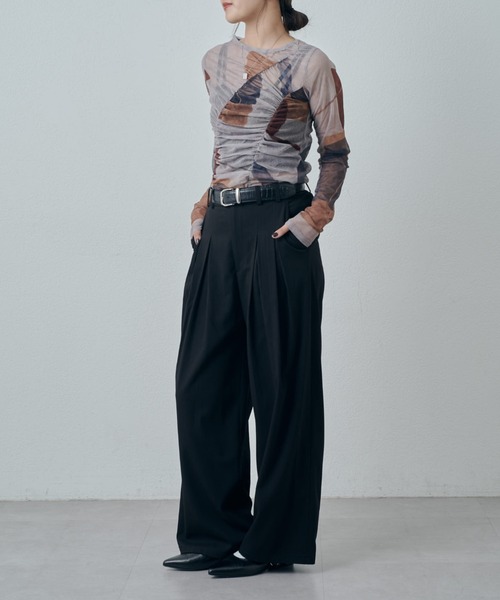 Lui's（ルイス）の「ニュアンスプリントシアーロンT（Tシャツ/カットソー・レディース・グリーン/ブラウン/ブラック・FREE）」の5枚目の写真