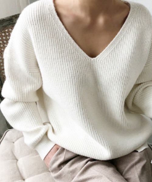 cammie(キャミー)の「ドロップショルダーVネックリブニット(ニット/セーター・レディース・ブルー/オフホワイト/ブラック・F)」の4枚目の写真