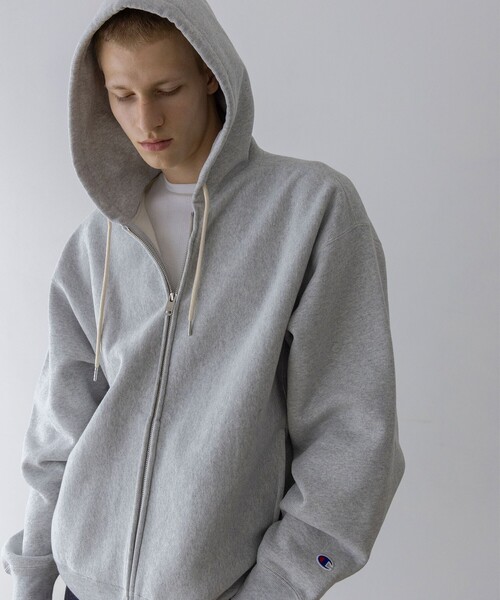 Champion（チャンピオン）の「＜Champion × monkey time＞フルジップ