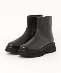 厚底ショートブーツ