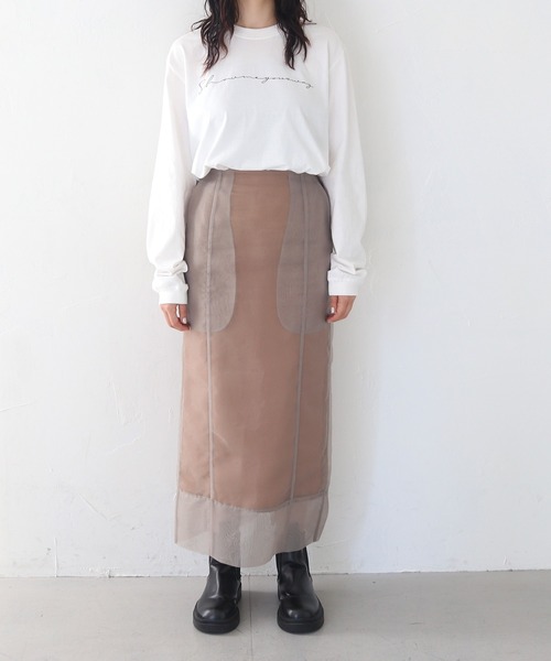 HER CLOSET（ハークローゼット）の「【HER CLOSET】WEB限定シンプルプリントロゴロンT WEB LIMITED SIMPLE PRINT LOGO LONG TEE（Tシャツ/カットソー・レディース・オフホワイト/杢グレー/ブラック・S/M/L）」の15枚目の写真