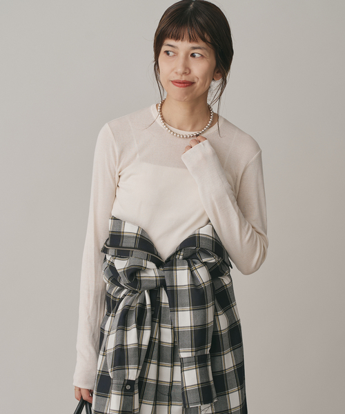 IENA（イエナ）の「80セーターマシンプルオーバー（Tシャツ/カットソー・レディース・ブラック/アイボリー/レッド/ピンク・FREE）」の17枚目の写真