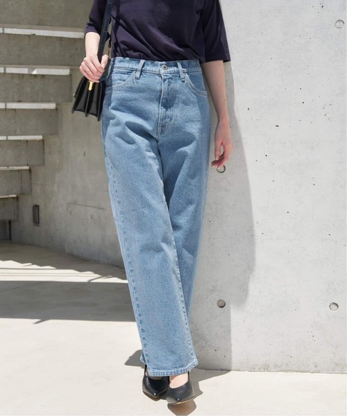 SLOBE IENA（スローブイエナ）の「《4サイズ展開/追加8》LE DENIM ストレートデニムパンツ（デニムパンツ・レディース・ブラック/サックスブルー/ブルー系その他・34/36/38/40）」の2枚目の写真