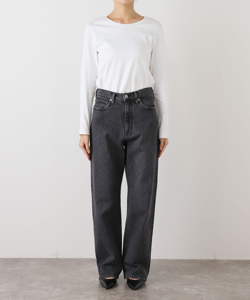 SLOBE IENA（スローブイエナ）の「《4サイズ展開/追加8》LE DENIM ストレートデニムパンツ（デニムパンツ・レディース・ブラック/サックスブルー/ブルー系その他・34/36/38/40）」の14枚目の写真