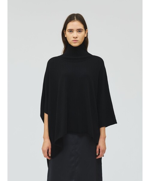 mizuiroind（ミズイロインド）の「mizuiro ind ポンチョライクプルオーバー（ニット/セーター・レディース・ブラウン/ライトブルー/ブラック/オフホワイト/グレー・FREE）」の4枚目の写真