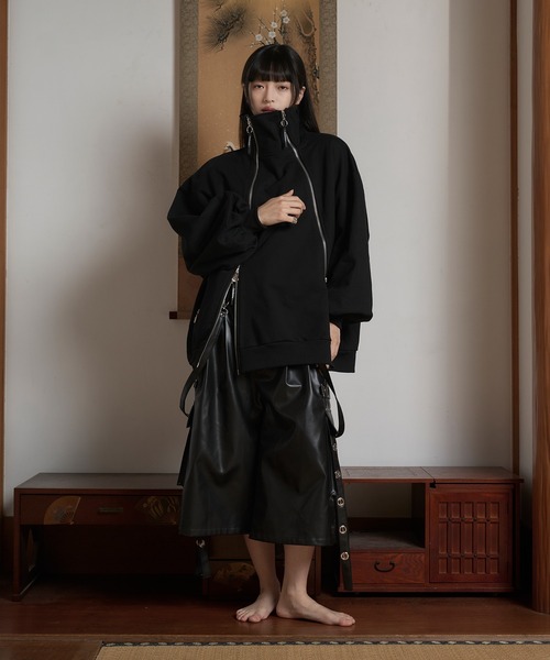 狐独(コドク)の「ハイネックデザインZIPスウェット(スウェット・メンズ・アイボリー/ブラック・LARGE/MEDIUM)」の11枚目の写真