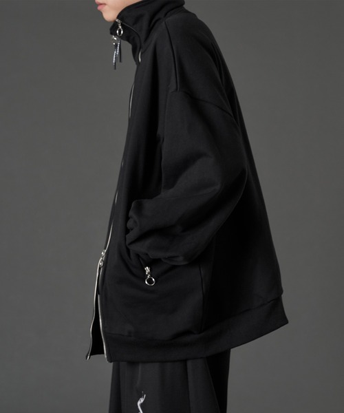 ハイネックデザインZIPスウェット（スウェット）｜狐独（コドク）の