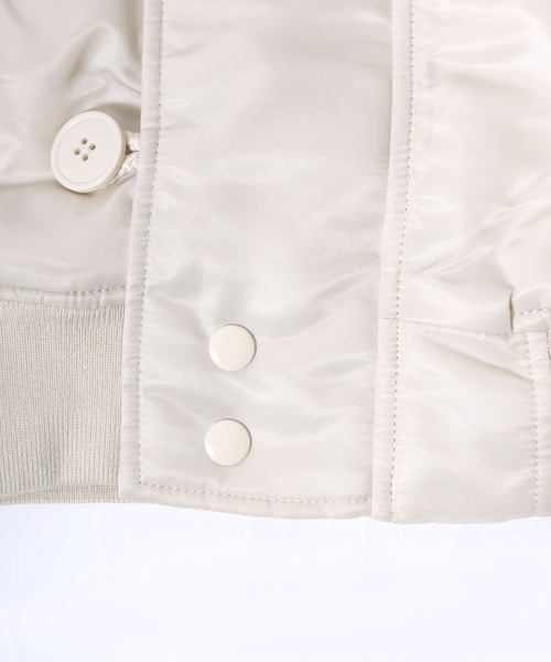 Valley Apparel(バレーアパレル)の「Valley Apparel N-2B SHORT/ミリタリーフライトジャケット レディース(ミリタリージャケット・レディース・アイボリー/ブラック・S/M)」の12枚目の写真
