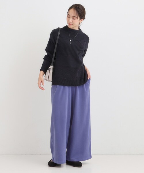 SHOO・LA・RUE(シューラルー)の「【洗濯機可/毛玉レス】1枚でサマ見え ミックスケーブル柄ニット(ニット/セーター・レディース・ネイビー/ダークブラウン/ライトブルー/オフホワイト・04/03/02/01)」の11枚目の写真